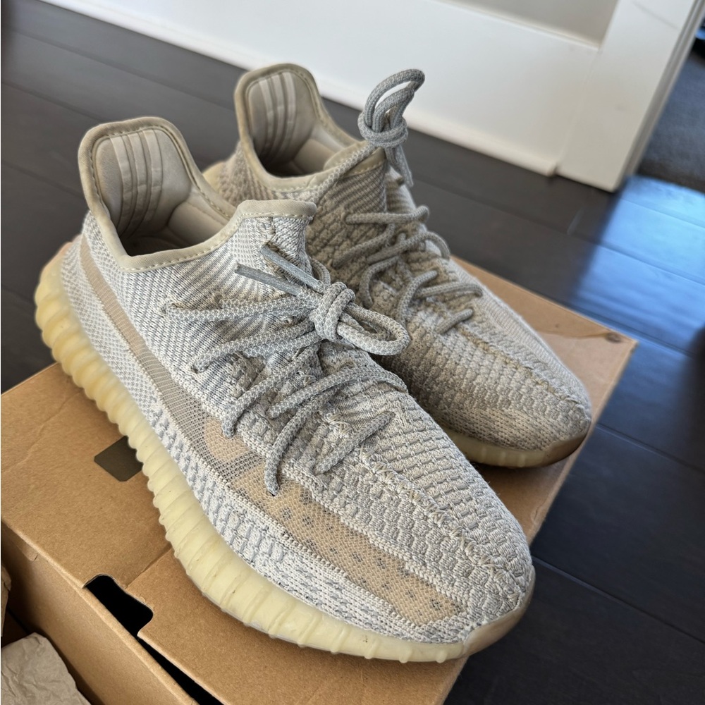 Yeezy Boost 350 V2 Lundmark